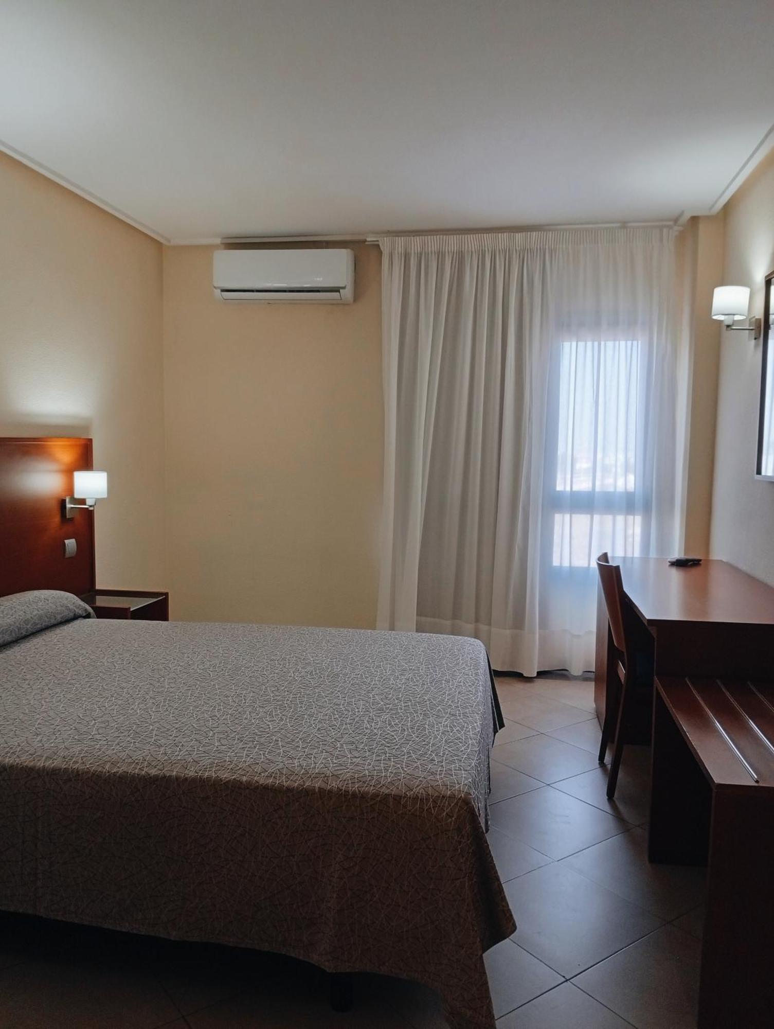 Torrejoven Hotel Torrevieja Ngoại thất bức ảnh